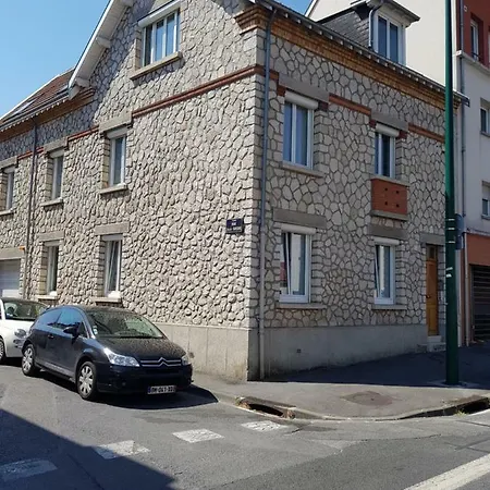 Porte De Paris Daire